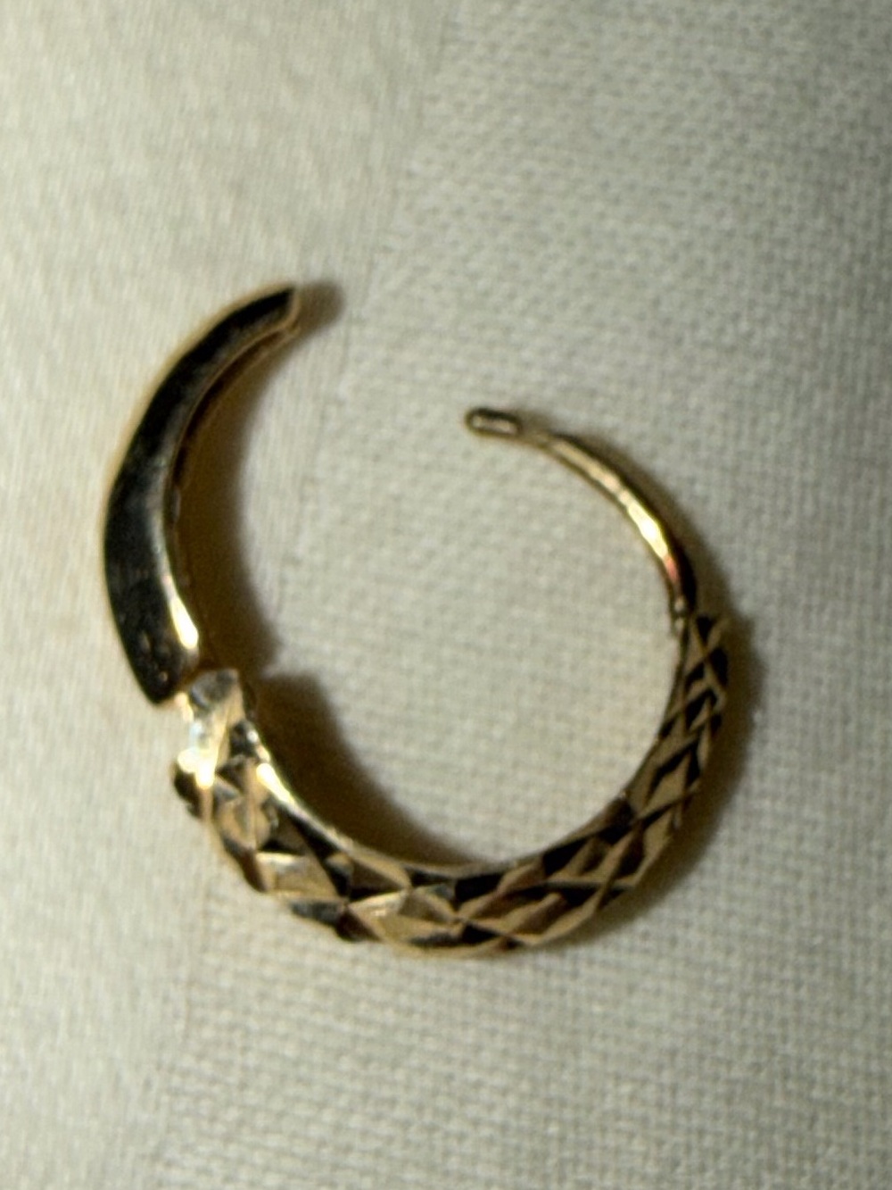 Grandmas Jewery. SINGLE EARRING. Gold Textured Hoop Earring - MUST BE BUNDLED
